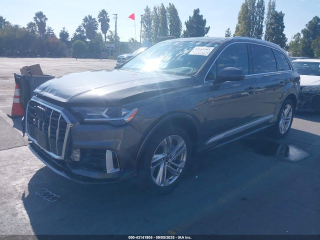 2021 AUDI Q7 WA1LJAF71MD037555 Photo 1