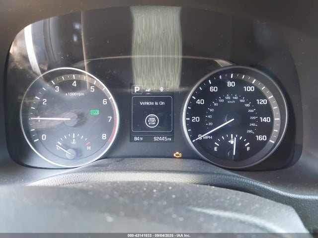 5NPD84LFXHH172052 Hyundai Elantra