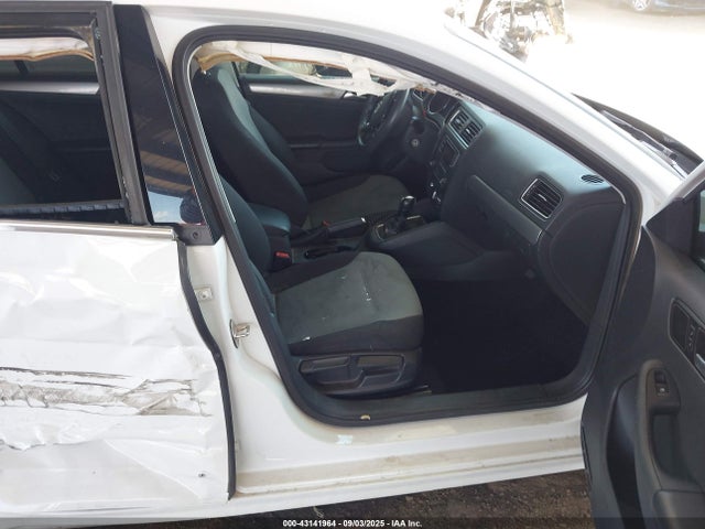 3VW2B7AJ0HM300579 Volkswagen 1.4 tsi