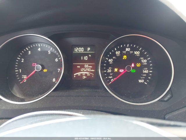 3VW2B7AJ0HM300579 Volkswagen 1.4 tsi