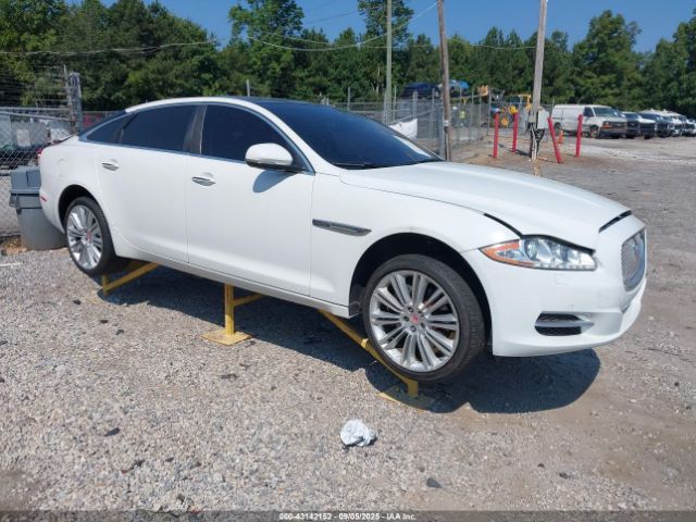 2015 JAGUAR XJ SAJWA2GZ3F8V90231 Photo 0