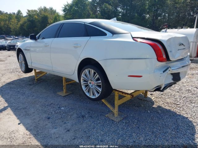 2015 JAGUAR XJ SAJWA2GZ3F8V90231 Photo 2
