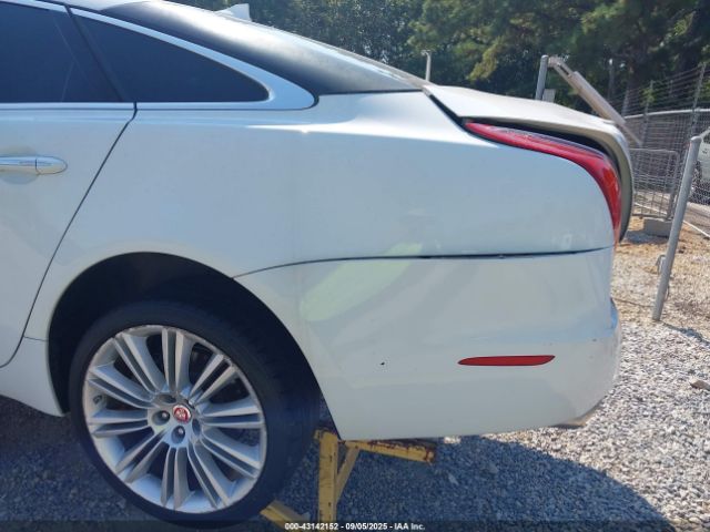 2015 JAGUAR XJ SAJWA2GZ3F8V90231 Photo 5