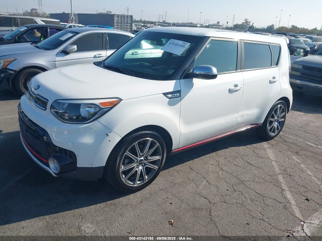 KIA g 2018 KNDJX3AA0J7545276 Image 2