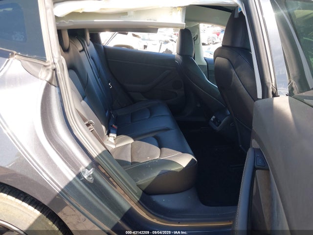 2023 TESLA MODEL 3 5YJ3E1EA7PF707999 Photo 7