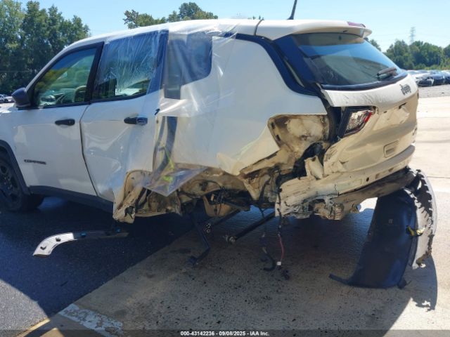 2018 JEEP COMPASS 3C4NJCAB9JT151685 Photo 5