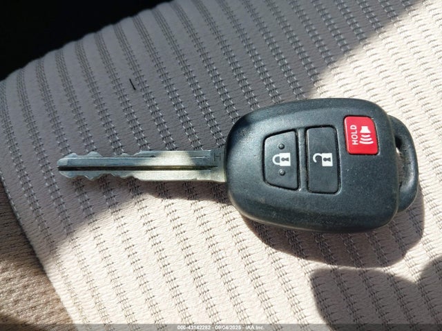 Toyota 2ar-fe 2015 JTMRFREV2FJ024091 Image 11