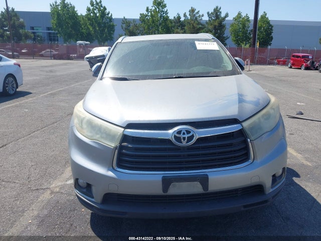 5TDKKRFH9FS051491 Toyota 2gr-fe
