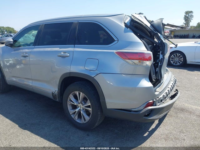 5TDKKRFH9FS051491 Toyota 2gr-fe