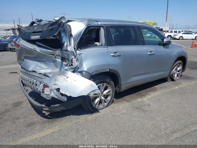 5TDKKRFH9FS051491 Toyota 2gr-fe