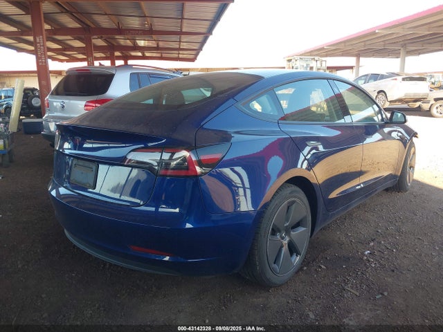2023 TESLA MODEL 3 5YJ3E1EA4PF545717 Photo 3