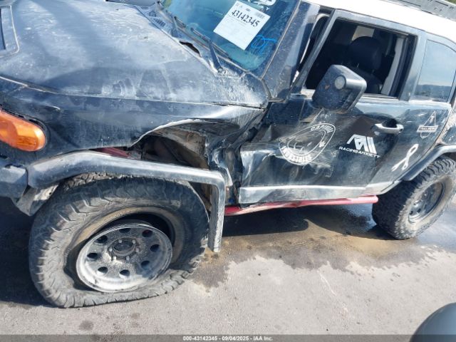 2007 TOYOTA FJ CRUISER JTEBU11F570055412 Photo 5