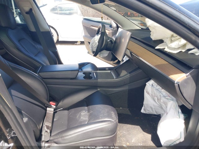 2021 TESLA MODEL 3 5YJ3E1EA5MF052611 Photo 4