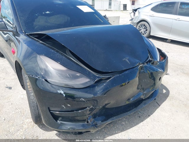 2021 TESLA MODEL 3 5YJ3E1EA5MF052611 Photo 5