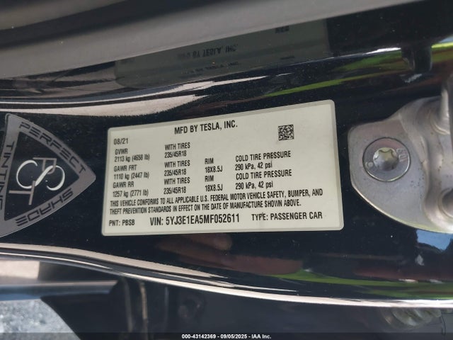 2021 TESLA MODEL 3 5YJ3E1EA5MF052611 Photo 8