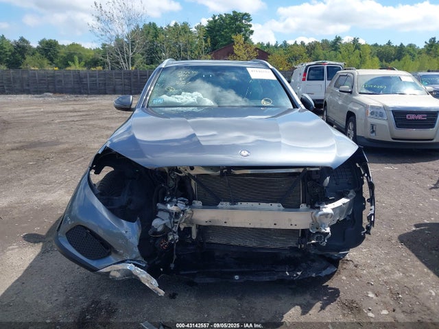 WDC0G4KB3HF145926 Mercedes-Benz m274