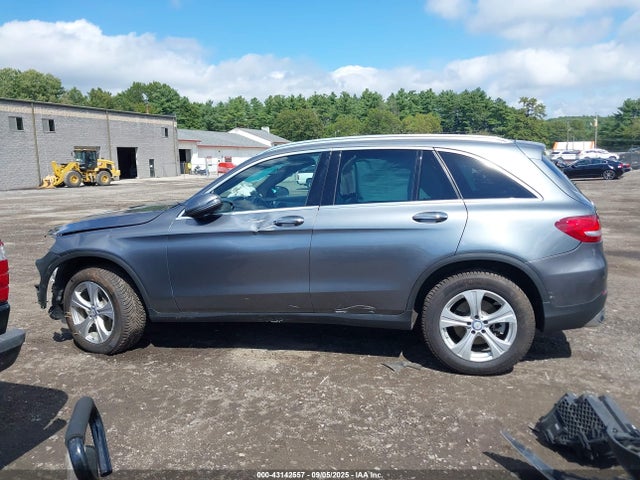 WDC0G4KB3HF145926 Mercedes-Benz m274