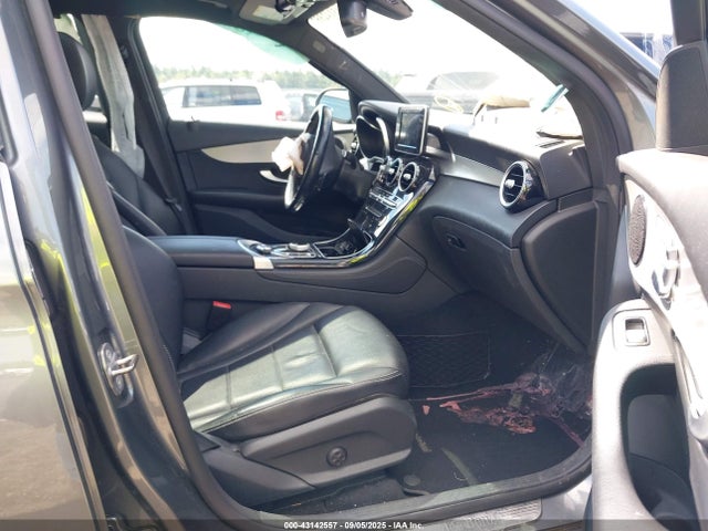 WDC0G4KB3HF145926 Mercedes-Benz m274