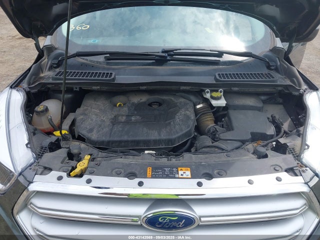 1FMCU9G92HUE96171 Ford 2017