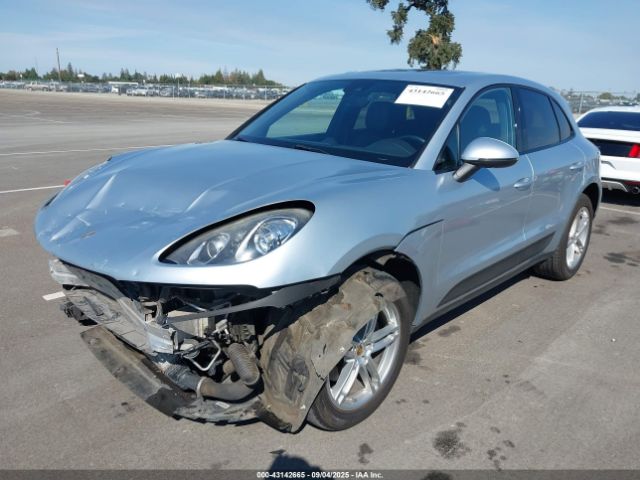 2017 PORSCHE MACAN WP1AA2A54HLB02143 Photo 1