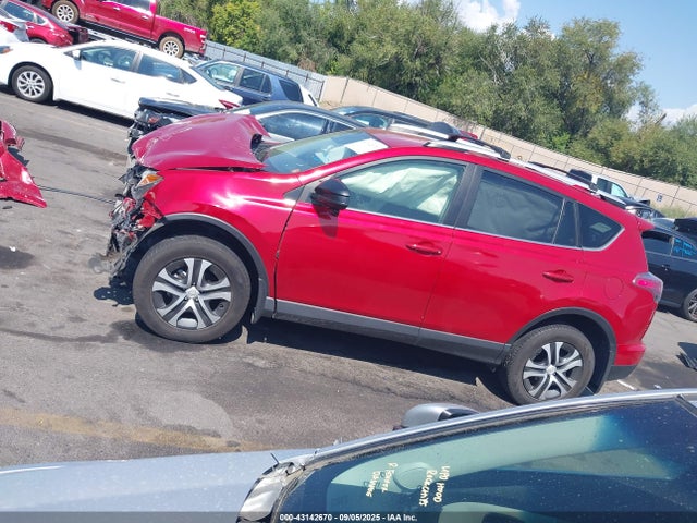 JTMZFREV2HJ150017 Toyota RAV4 LE