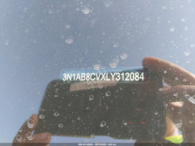 3N1AB8CVXLY312084 Nissan 2020