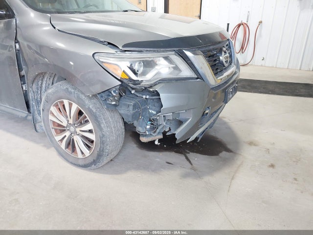 5N1DR2MM4HC642324 Nissan Pathfinder