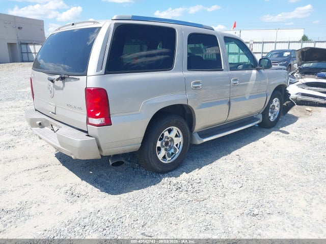 2004 CADILLAC ESCALADE 1GYEC63T44R166653 Photo 3