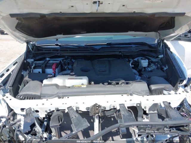 2024 TOYOTA TUNDRA 5TFLA5AB7RX038966 Photo 9