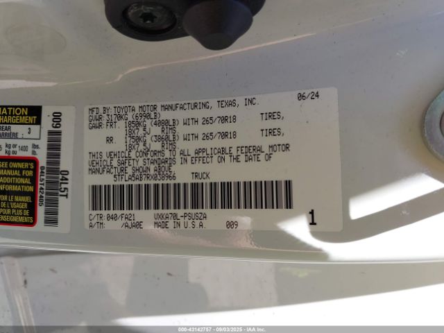 2024 TOYOTA TUNDRA 5TFLA5AB7RX038966 Photo 8