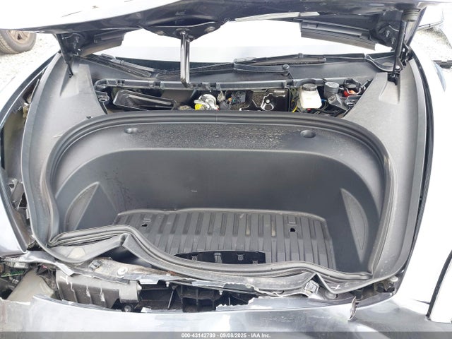 5YJ3E1EB2PF660342 Tesla MODEL 3