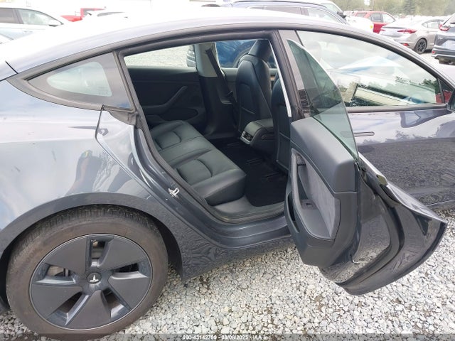 5YJ3E1EB2PF660342 Tesla MODEL 3