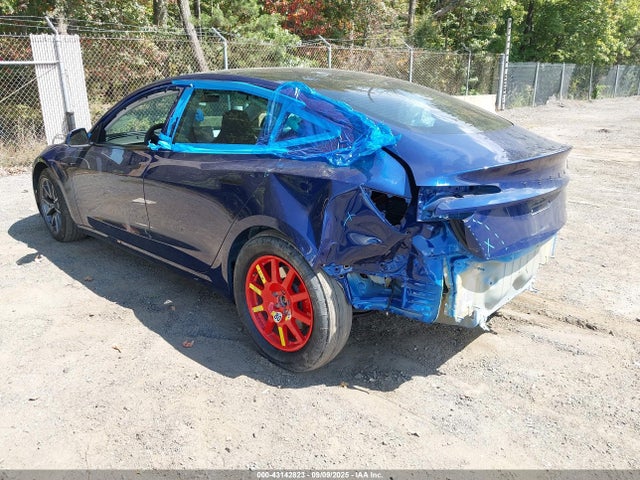 2024 TESLA MODEL 3 5YJ3E1ET5RF807331 Photo 2