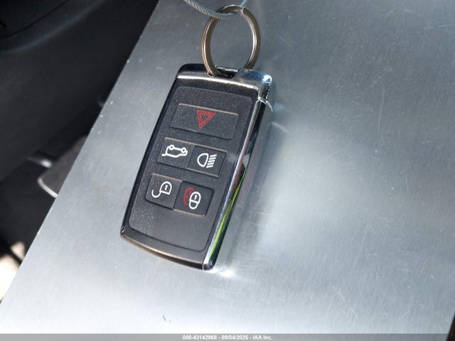 SALYT2EX9NA333884 Land Rover Range Rover Velar P250 R-dynamic S
