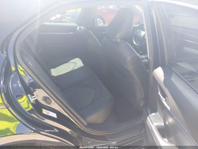 4T1B11HK1KU242885 Toyota a25a-fks