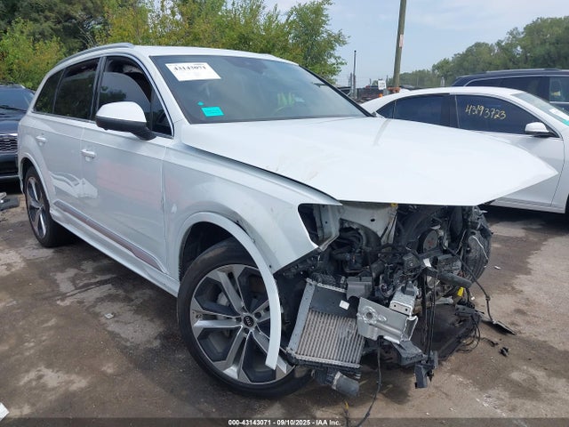 2022 AUDI Q7 WA1LXBF79ND007113 Photo 0