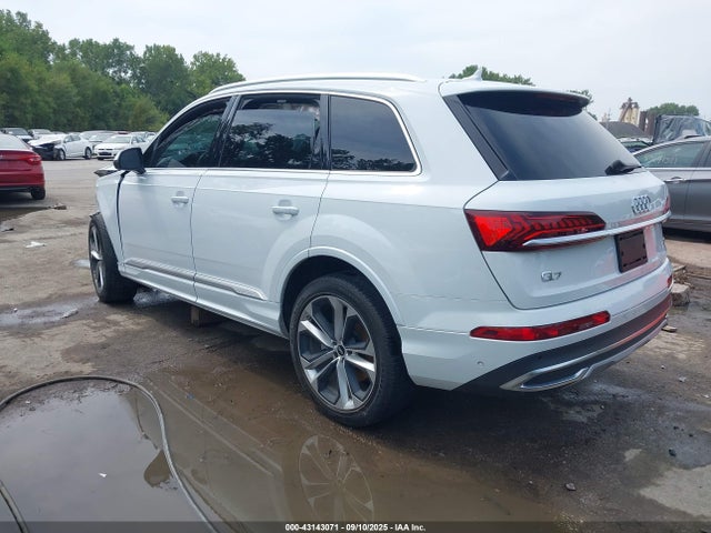 2022 AUDI Q7 WA1LXBF79ND007113 Photo 2