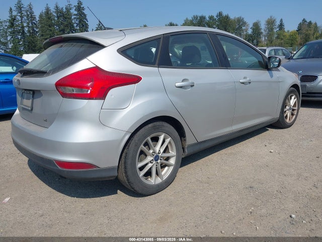 Ford 2015 2015 1FADP3K27FL316084 Image 4