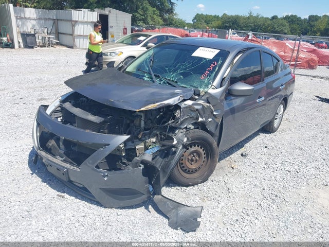 Nissan 2019 2019 3N1CN7AP2KL872580 Image 2