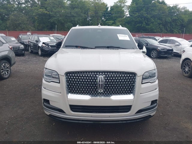Продажа на аукционе авто 2022 Lincoln Navigator Reserve, vin: 5LMJJ2LT2NEL02363, номер лота: 43143241
