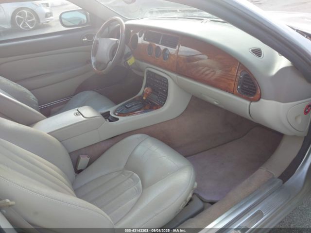 1999 JAGUAR XK8 SAJGX2044XC031304 Photo 4