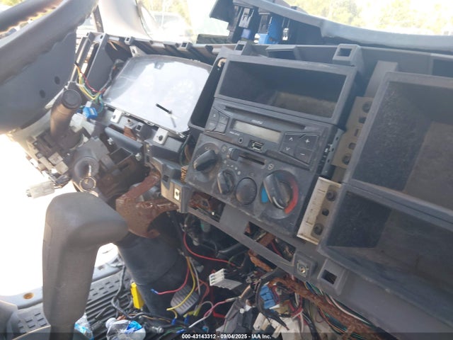 54DC4W1B2GS801303 Isuzu L96 - E85 Max, Iron
