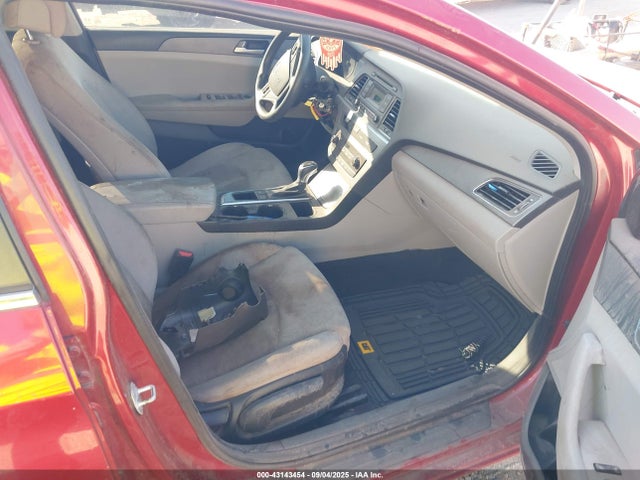 5NPE24AF5HH516315 Hyundai 2017