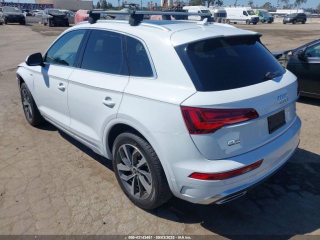 2022 AUDI Q5 WA1GAAFY0N2101561 Photo 2