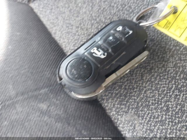 2015 RAM PROMASTER 1500 3C6TRVAG1FE508383 Photo 10