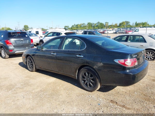 2003 LEXUS ES 300 JTHBF30GX36000772 Photo 2