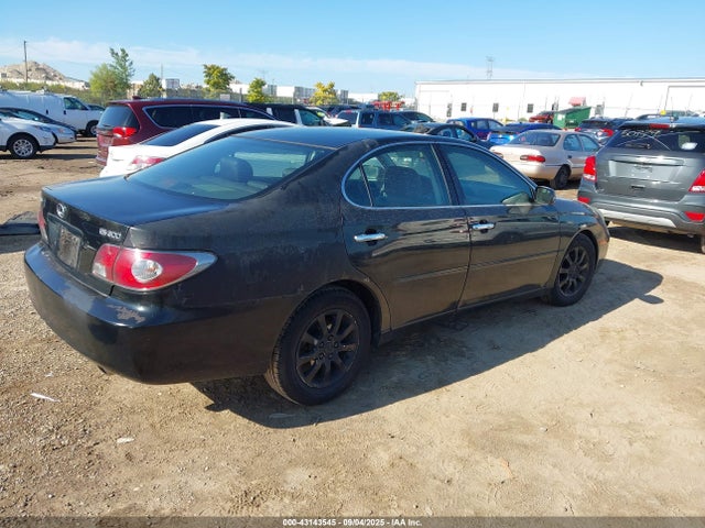 2003 LEXUS ES 300 JTHBF30GX36000772 Photo 3