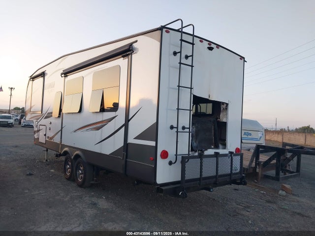 4X4FRLE25N1901081 Forest River 2022