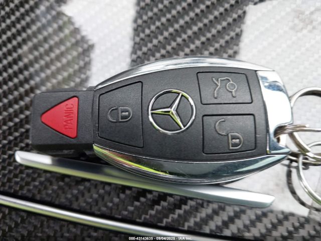 2017 MERCEDES-BENZ AMG C 63 WDDWJ8HB4HF559030 Photo 10