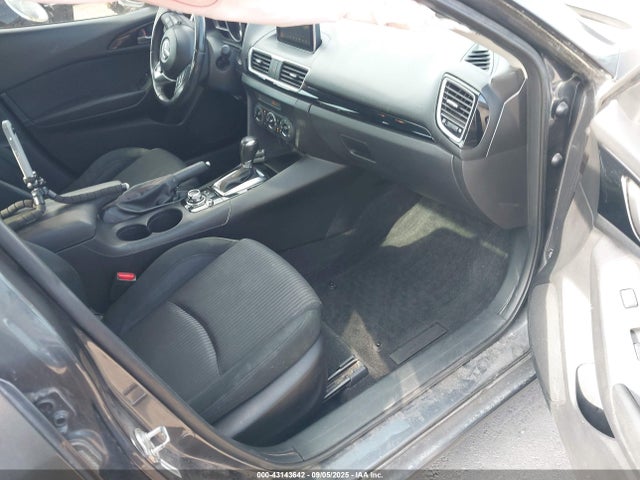JM1BM1V78F1251215 Mazda pe